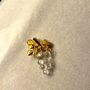 Crystal/Gold Plated Wine Grapes Brooch or Pin - Gift for wine lovers!
